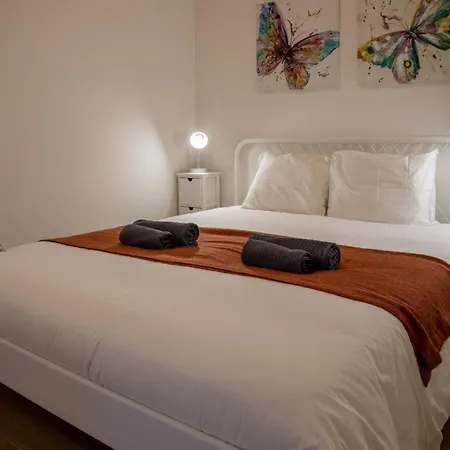 Spacious And Sunny - 10 Min From The Sea Апартаменты *
