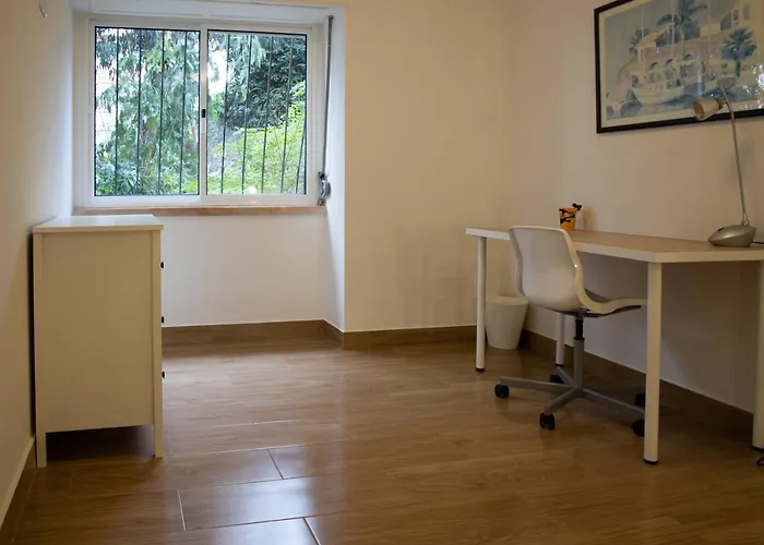Spacious And Sunny - 10 Min From The Sea 埃斯托利尔